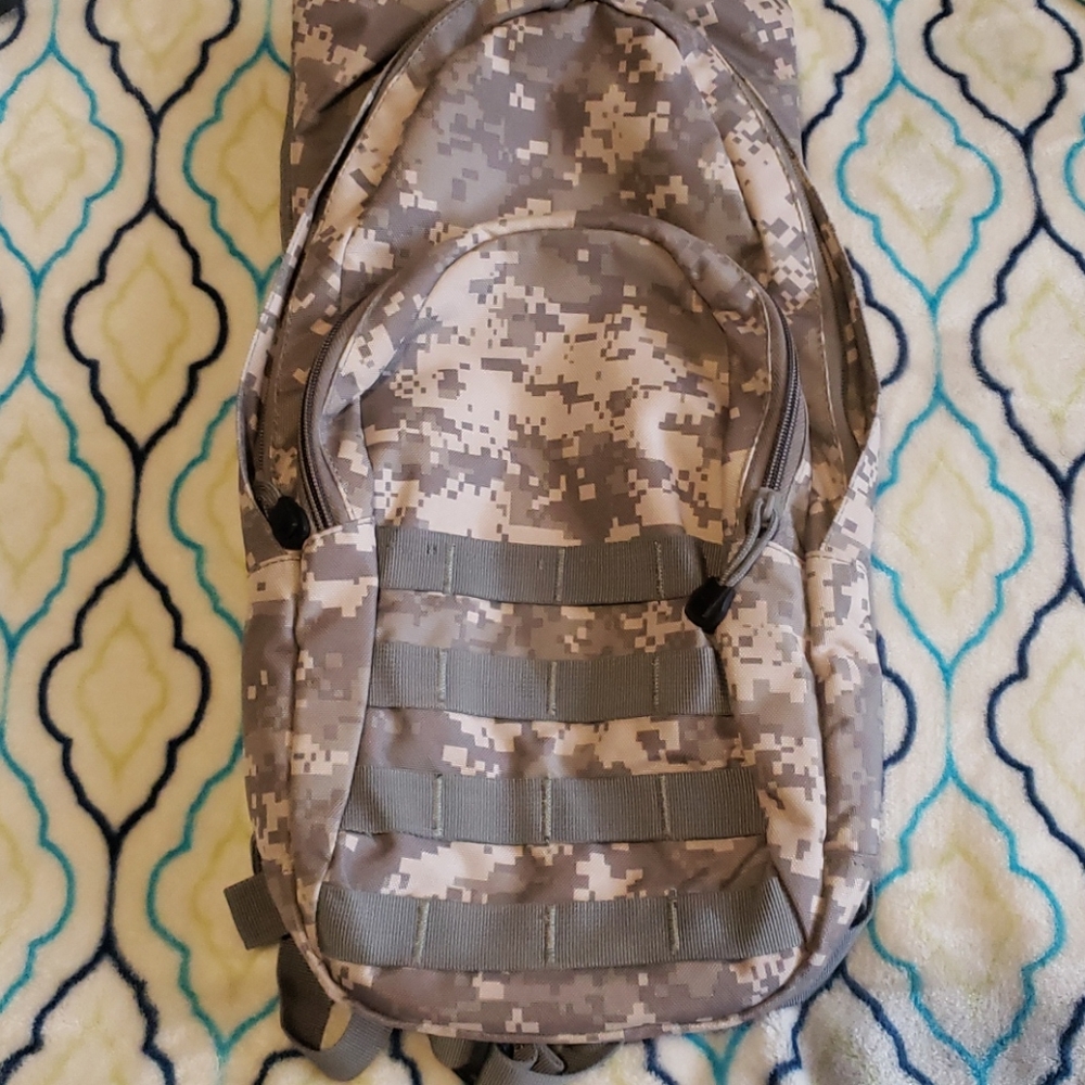 Molle system ACU 1 day hiking bag
